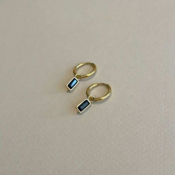 Diamond Hoop Earrings M1259 - Picture 2 of 4